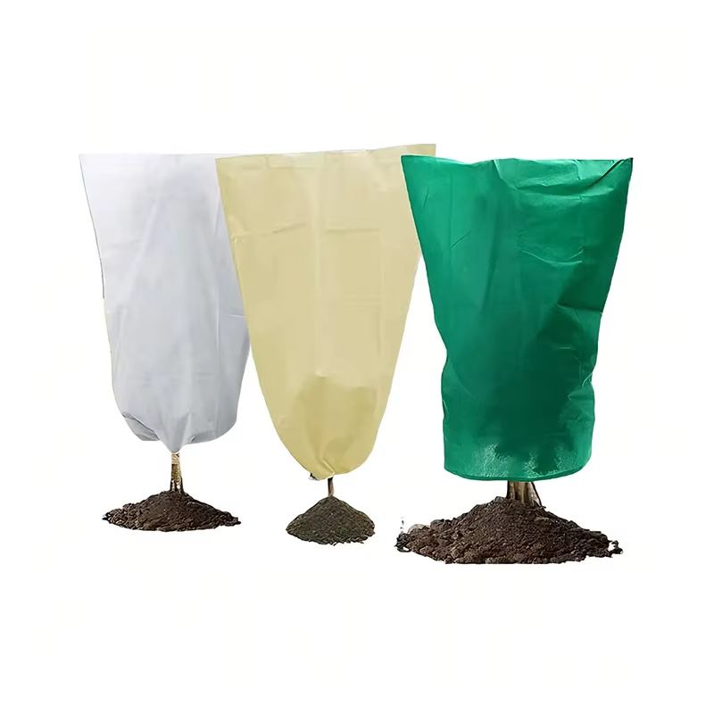 Housse de protection hivernale pour plantes