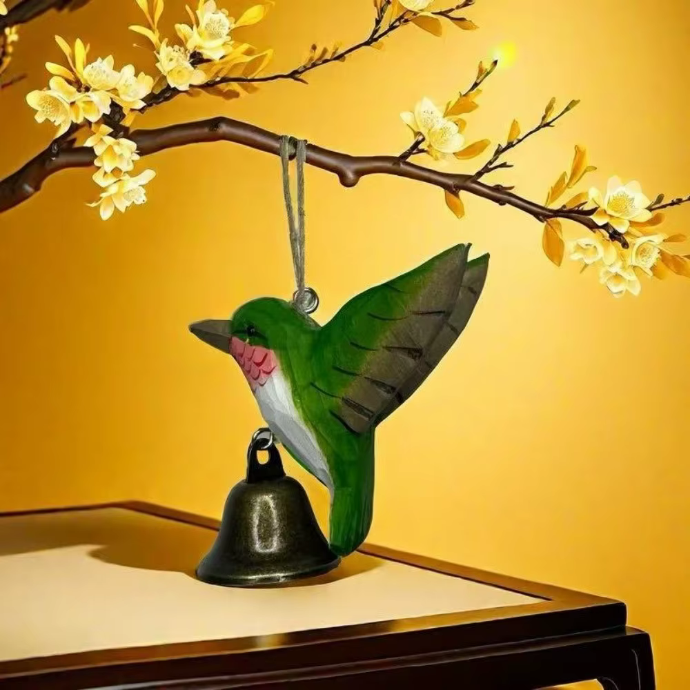 Figurine d'oiseau colibri sculptée à la main en bois avec clochette