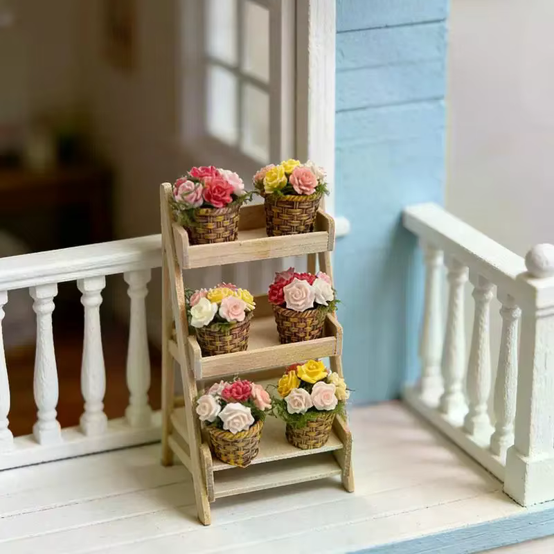 Mini fleurs en pot, panier de fleurs