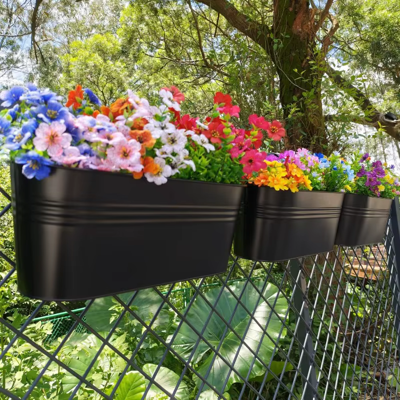 Pot de fleurs suspendu en fer pour balcon et jardin