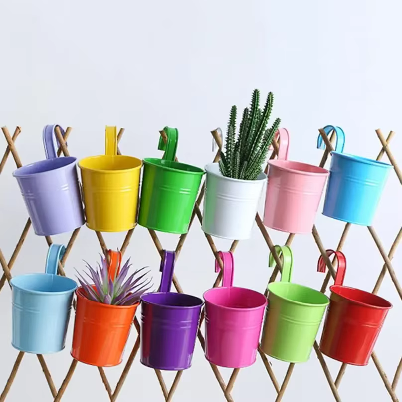 Pot de fleurs suspendu en fer pour balcon avec crochet amovible