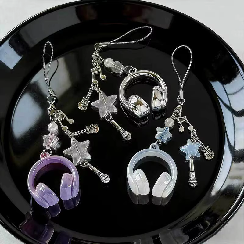 Chaîne de téléphone perlée style Ins avec écouteurs musicaux, porte-clés Y2K créatif pour filles, mini-casque, pendentif de sac, lanière suspendue, cadeau