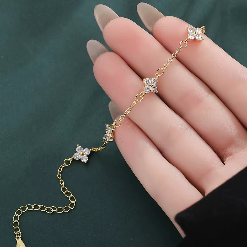 Bracelets élégants en zircon brillant pour femmes, bracelet à pendentif géométrique en argent sterling 925, bijoux à porter au quotidien, cadeaux pour les fêtes