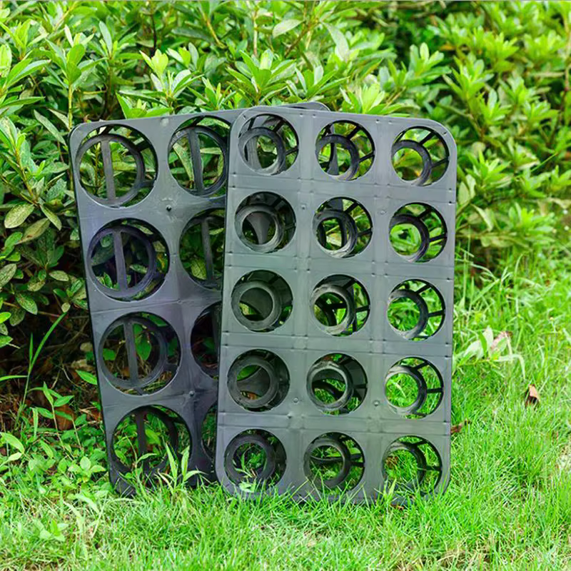 Pots de pépinière en plastique
