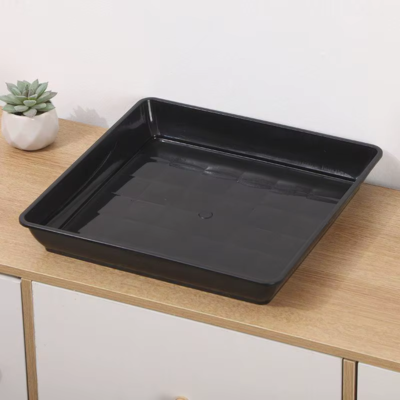 Soucoupe à plantes carrée
