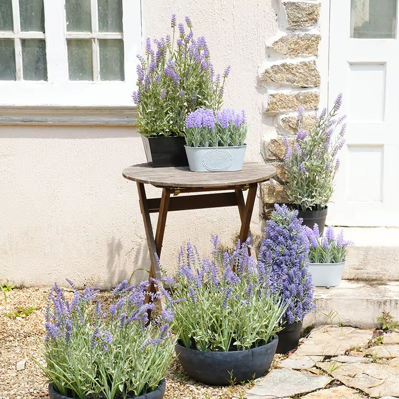 Plantes en pot de µartificielle