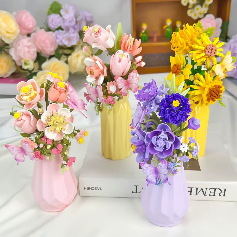 Blocs de construction de bouquets de fleurs avec vase