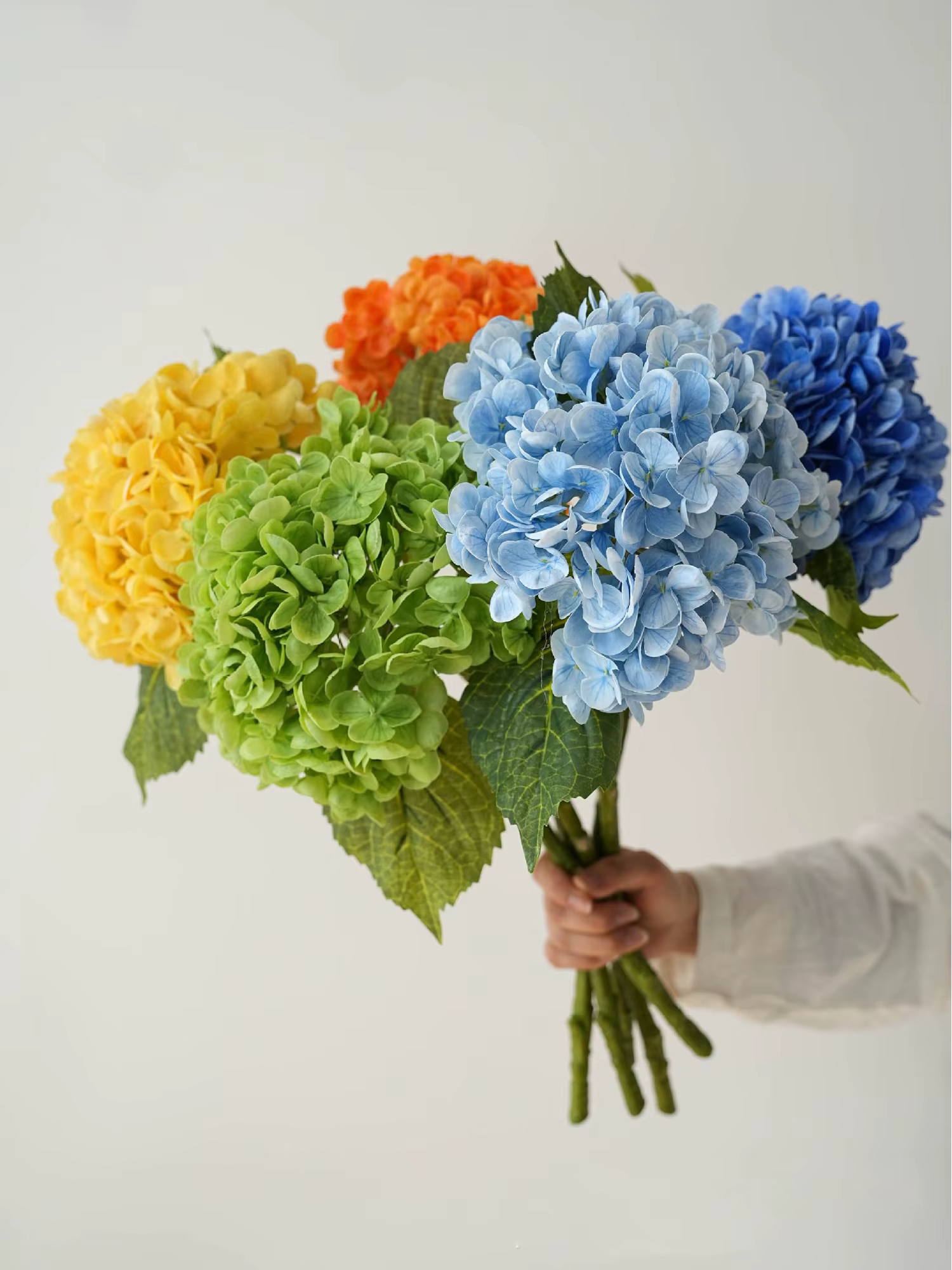 Fleurs d'hortensia artificielles bleues
