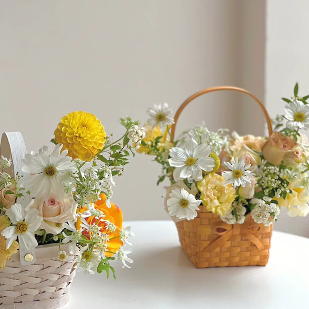 Panier de fleurs fait à la main