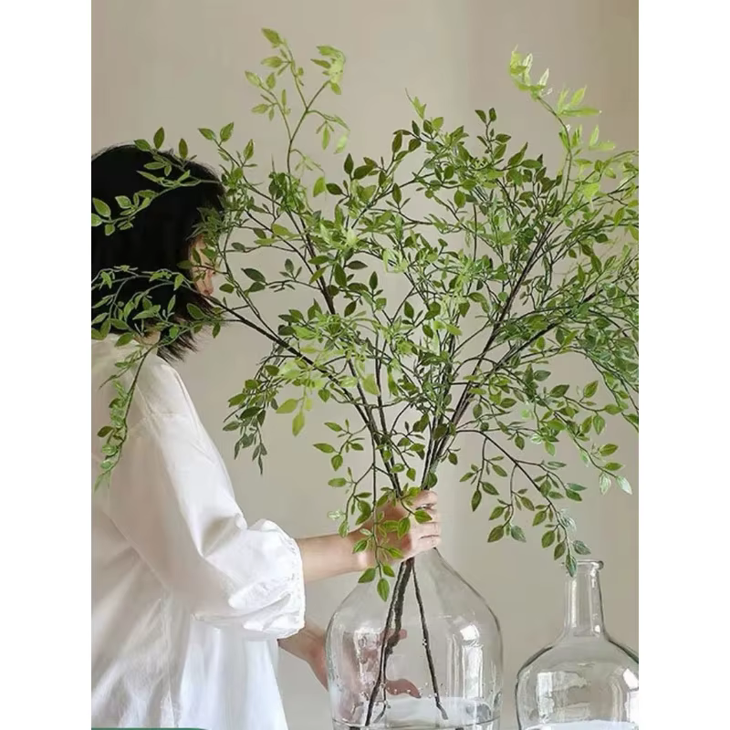 Plantes vertes artificielles à branche unique