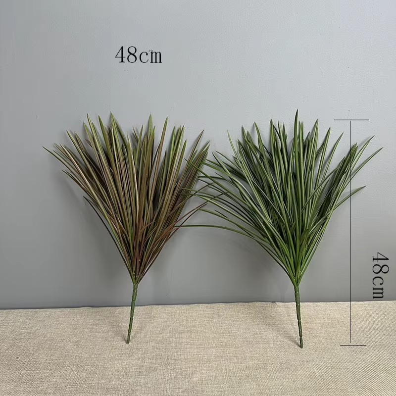 Lot de 4 fausses herbes nordiques en plastique