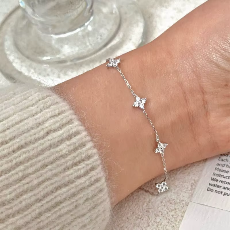 Bracelets élégants en zircon brillant pour femmes, bracelet à pendentif géométrique en argent sterling 925, bijoux à porter au quotidien, cadeaux pour les fêtes