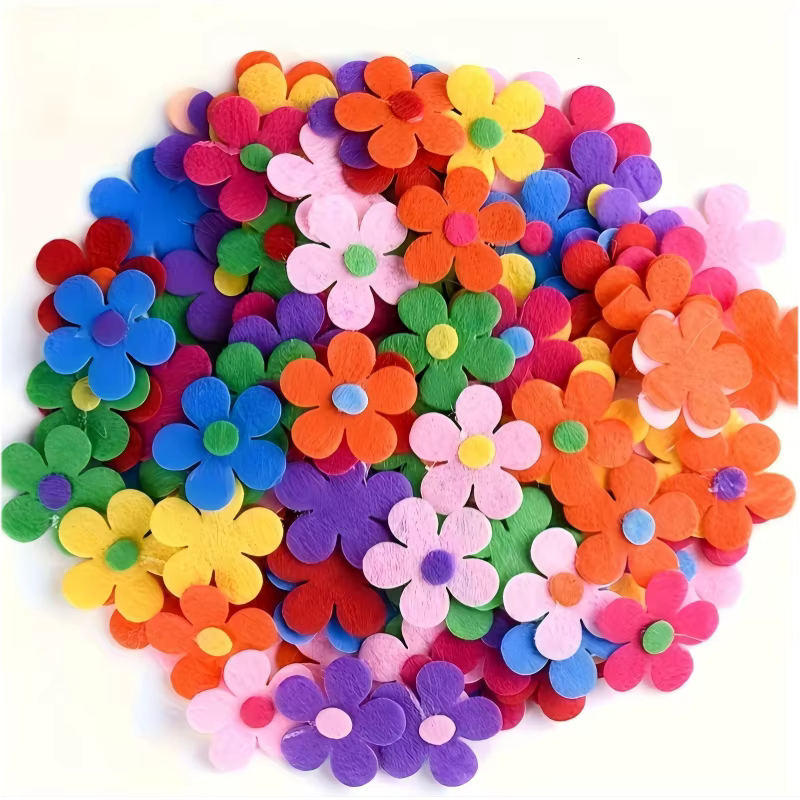 95 fleurs en feutre colorées
