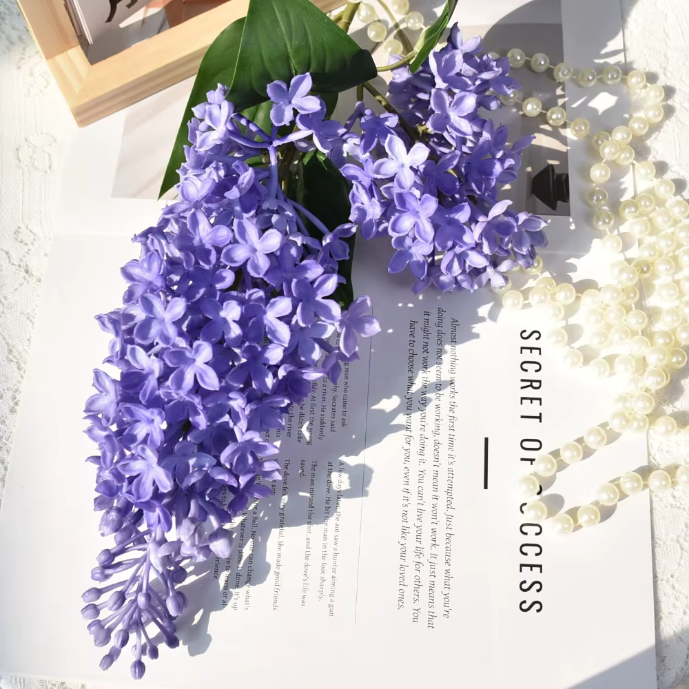 Fleur de lilas artificielle en silicone rose