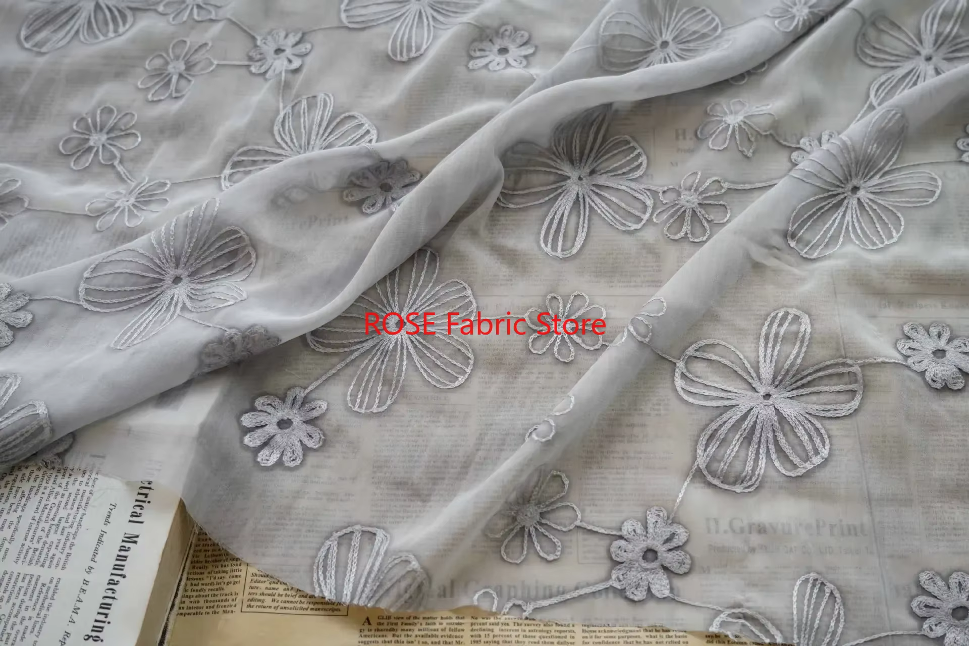 Tissu en mousseline de soie vert Beige brodé de fleurs, tulle Floral pour robe de mariée, robe de soirée, robe d'été, chemises, Design de costumes
