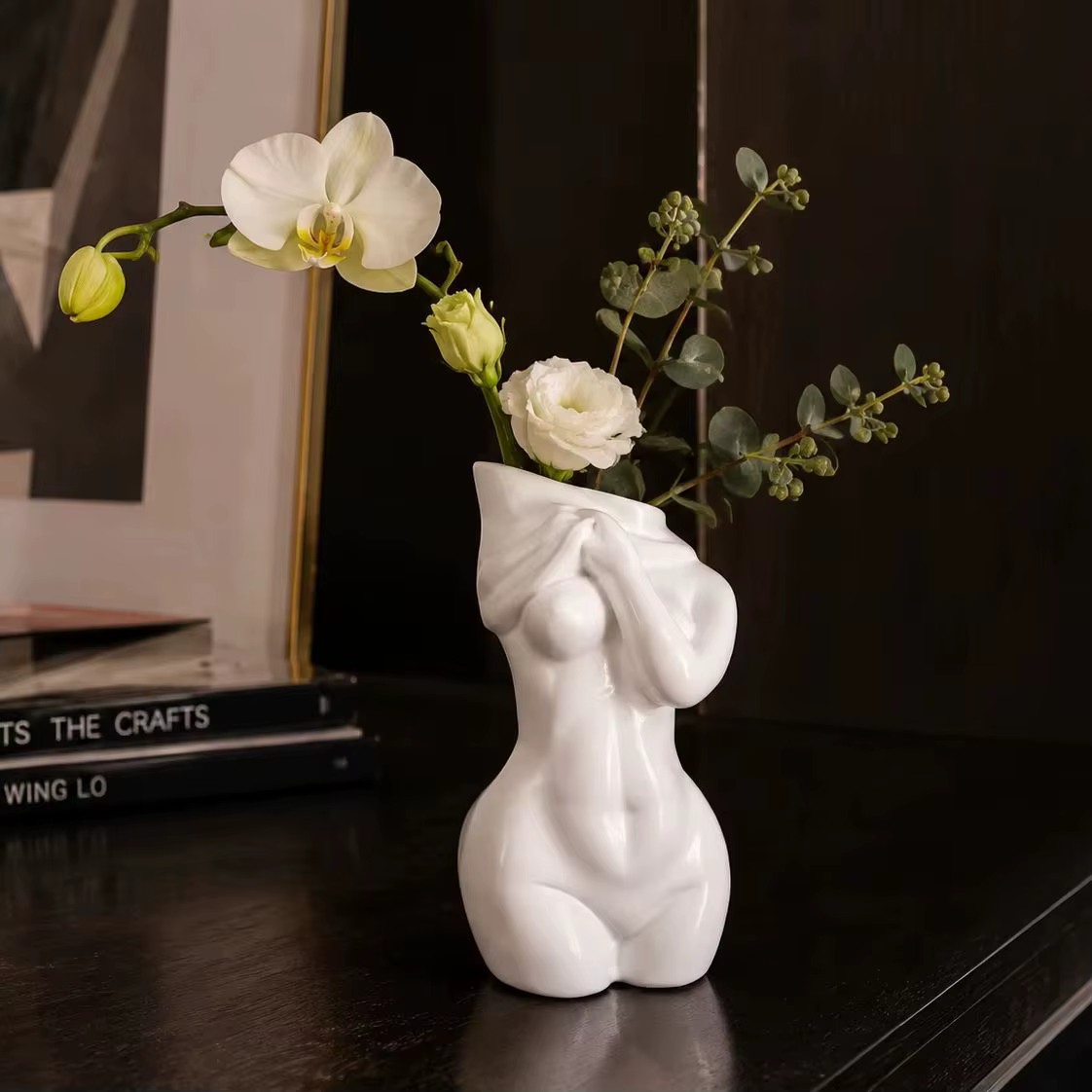 Vase corps forme féminine