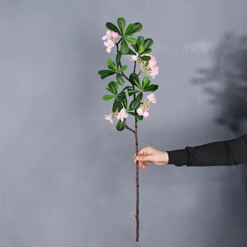 4 pièces de fleurs artificielles en soie