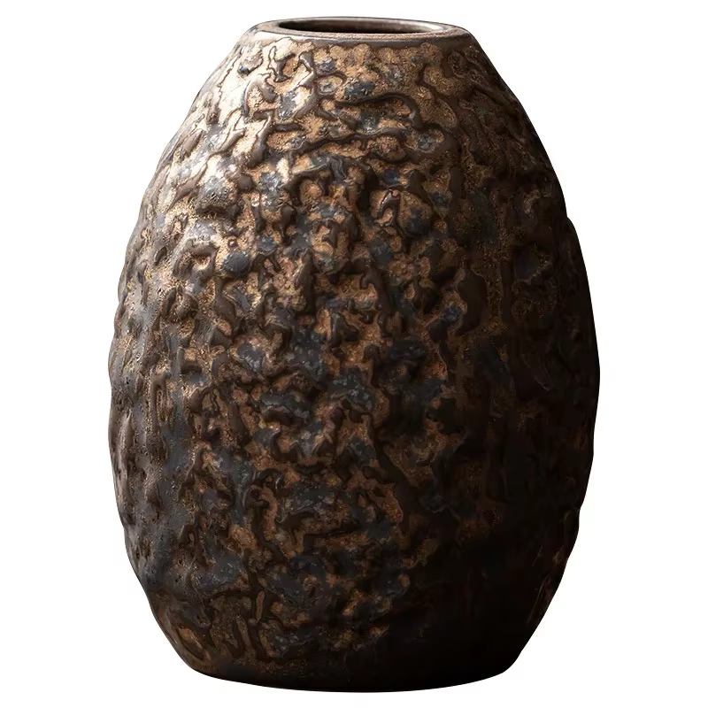 Vase en céramique vintage doré pour la décoration intérieure