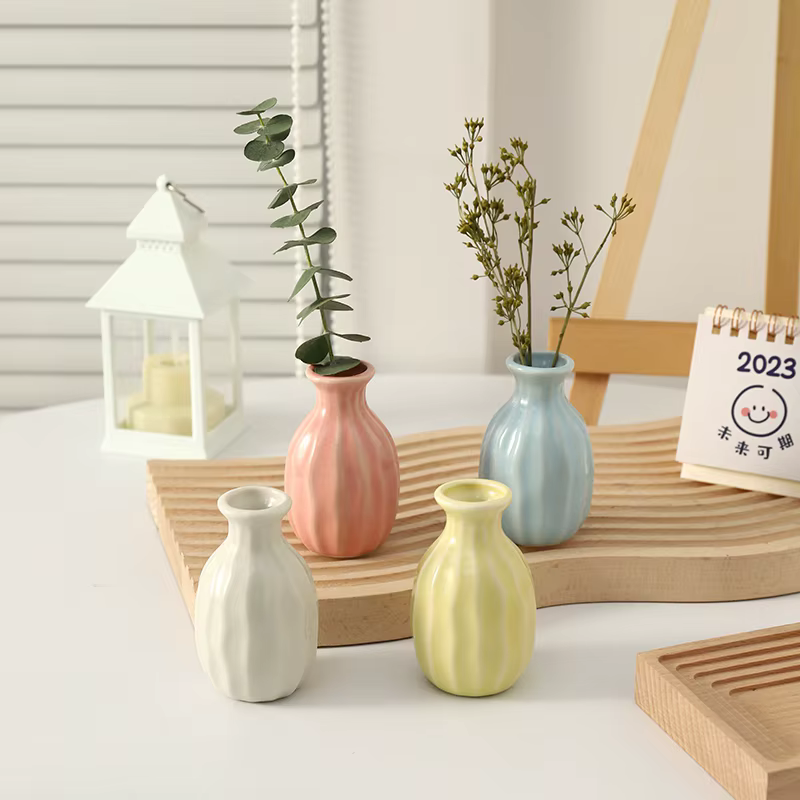 Mini vase à fleurs en céramique