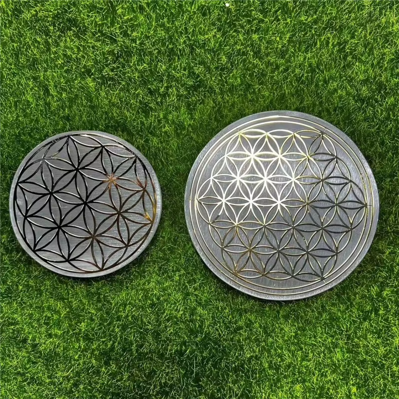 Décoration d'intérieur en forme de grille de fleurs
