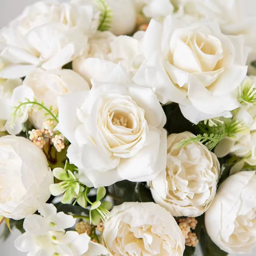 Pas cher En Soie Hortensia Printemps Jardin De Mariage Roses Bouquet De Mariée Festival Décoration Vase Maison Chambre Fausse Pivoine Fleurs Artificielles