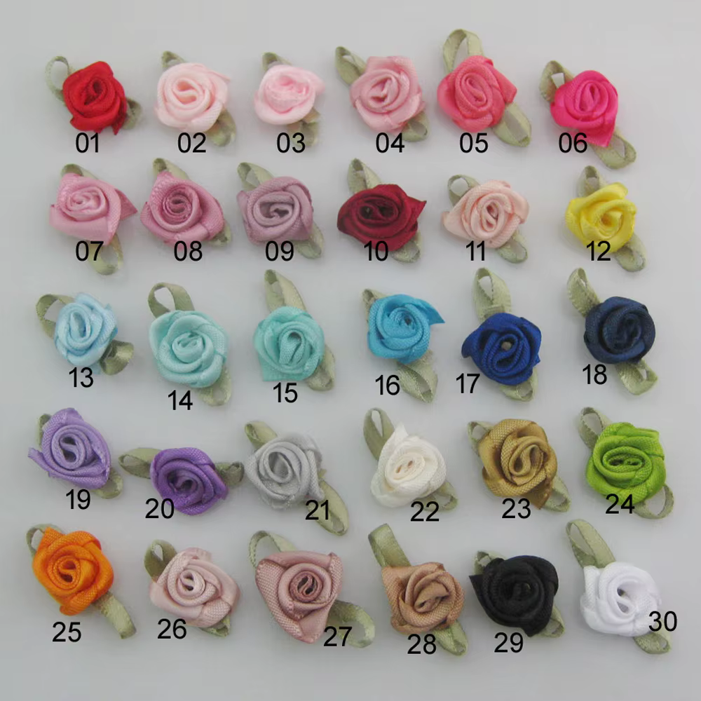 Rosettes roses avec ruban à la mode, 30 couleurs au choix, 50 pièces, accessoires de fleurs en tissu feuille, fournitures de couture artisanales pour bricolage