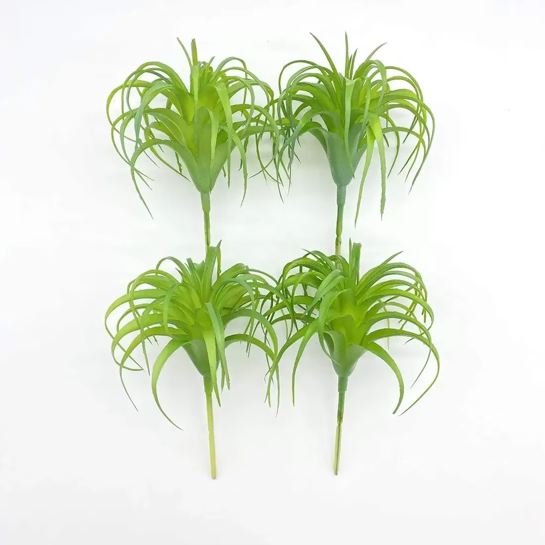 Paquet de 4 plantes artificielles à Air Faux herbe Tillandsia Bromeliads pour la décoration intérieure Terrarium projet verdure