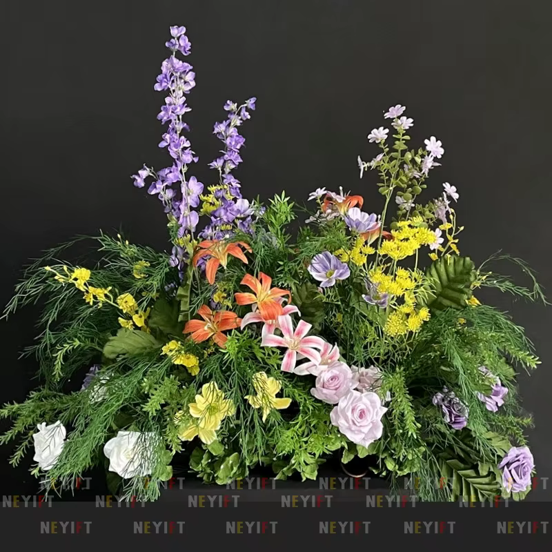 Arrangement floral de sol en feuilles de plantes vertes