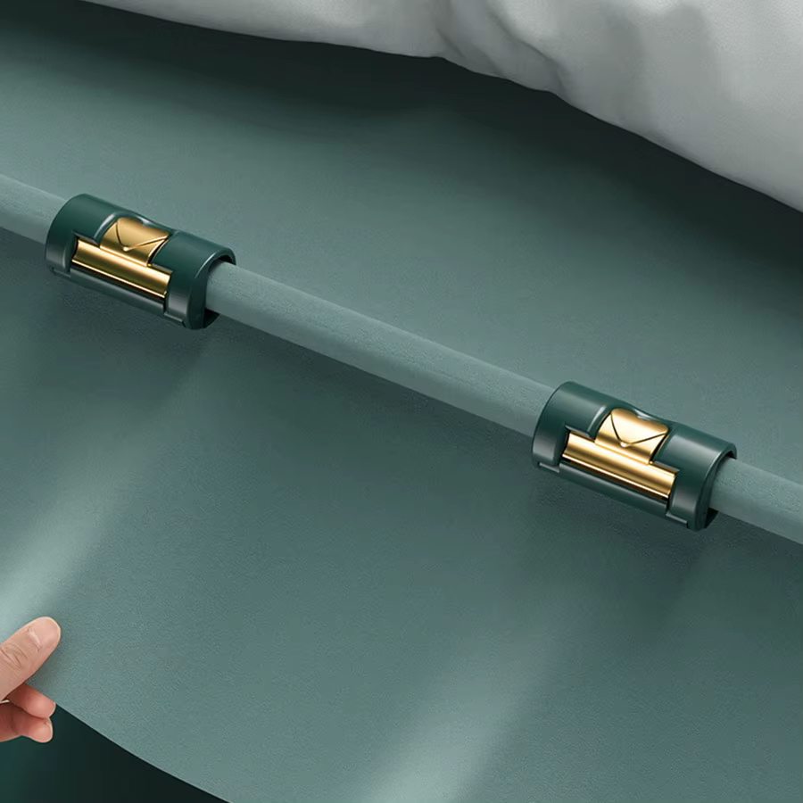 Attache-draps, un clip fixe pour draps qui empêche le glissement et la chute, peut également servir de clip à collation ou de marque-page.