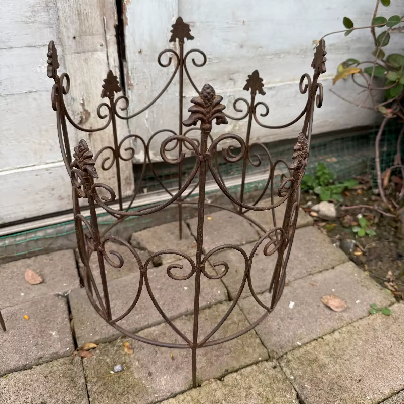 Clôture de jardin rustique