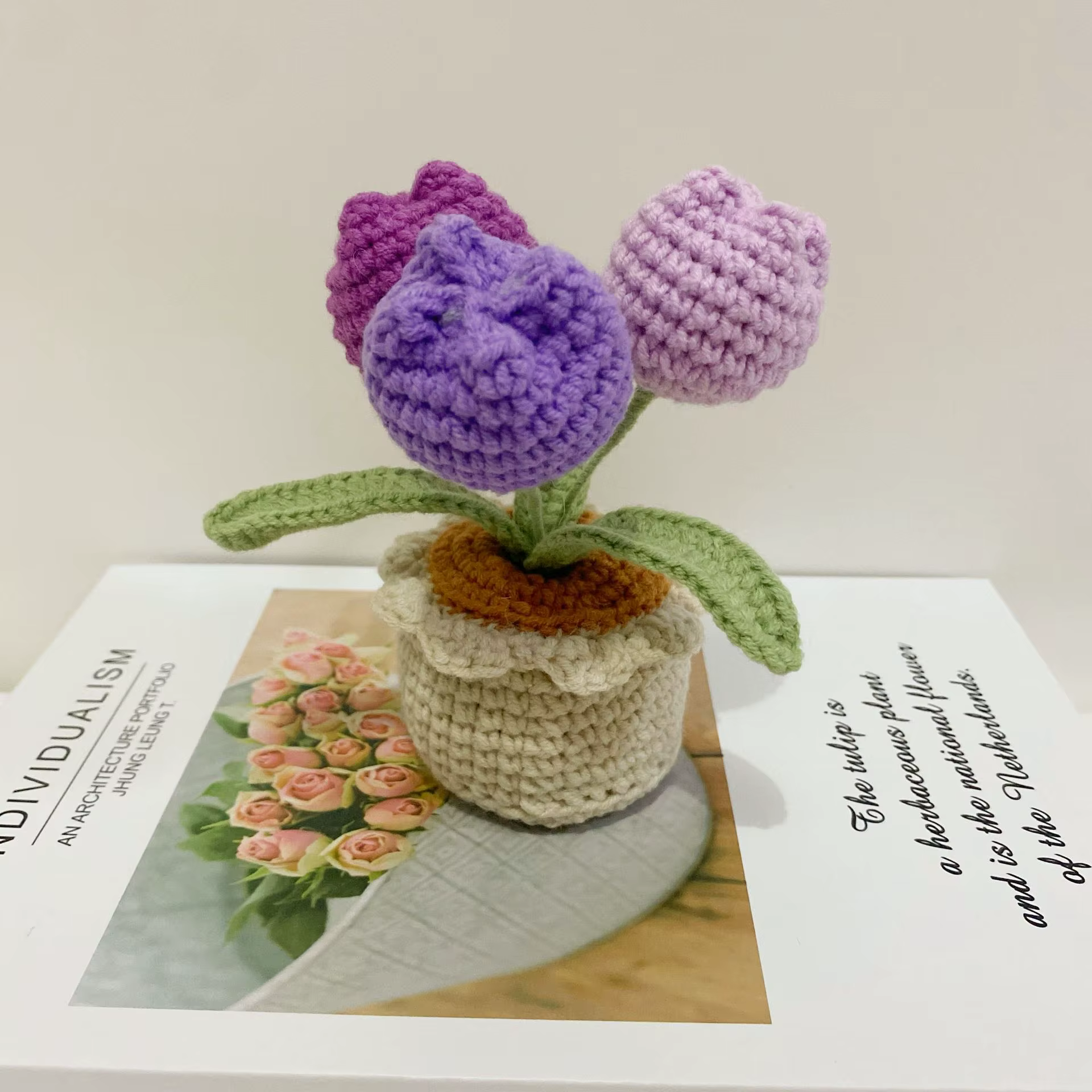 Tulipes au crochet avec pot