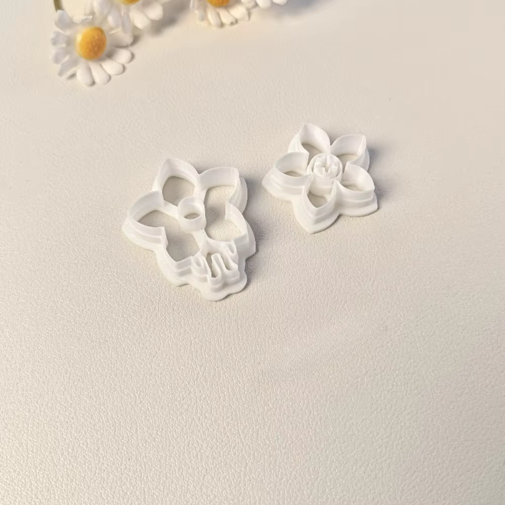 Moule à motif floral pour pétale de fleur en argile polymère