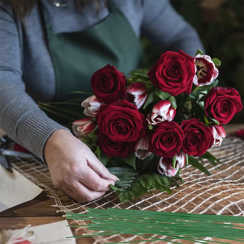 Tiges florales vertes pour arrangements floraux