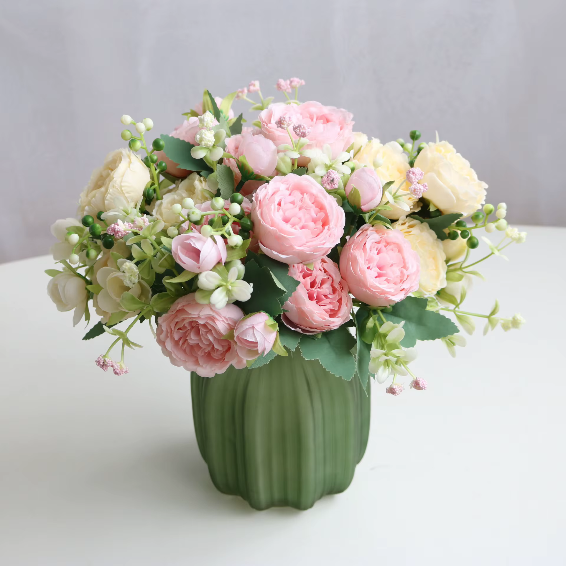 Fausses fleurs violettes en soie