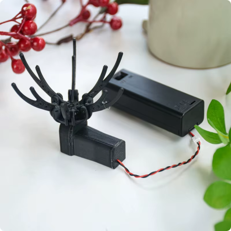 Moteur électrique pour fleurs artificielles à ouverture et fermeture automatiques