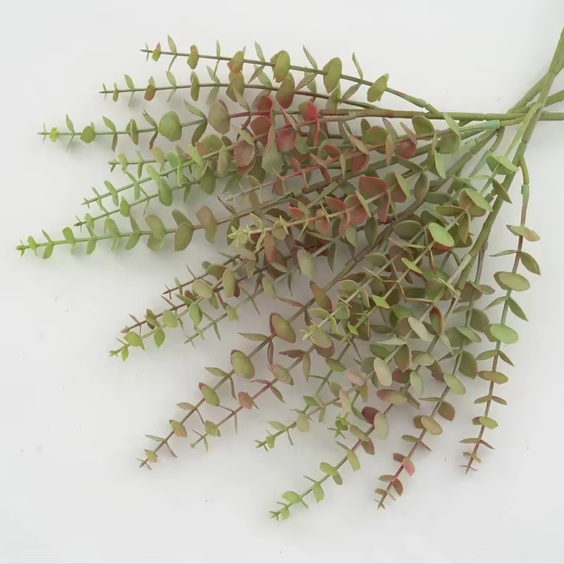 Plantes vertes artificielles en plastique