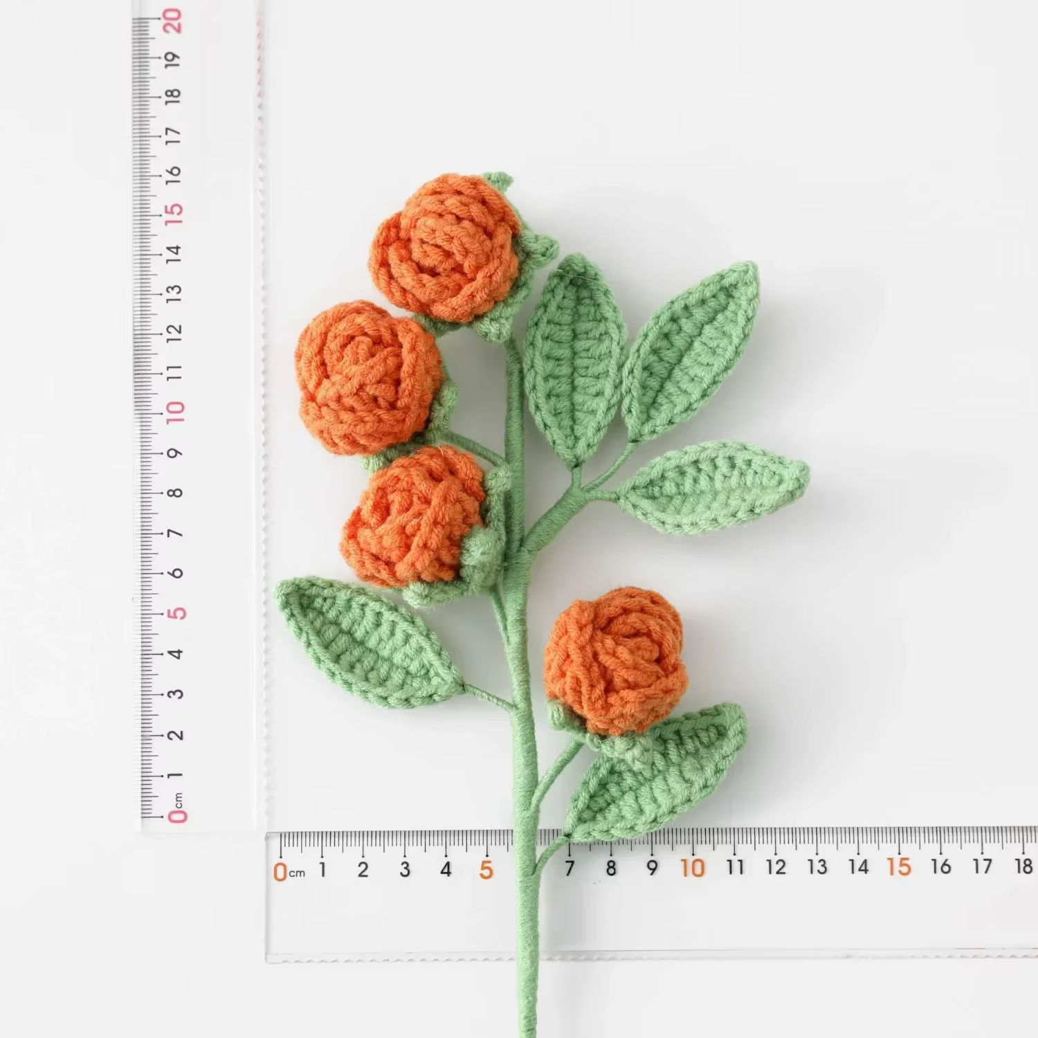 Bouquet de roses tricotées au Crochet