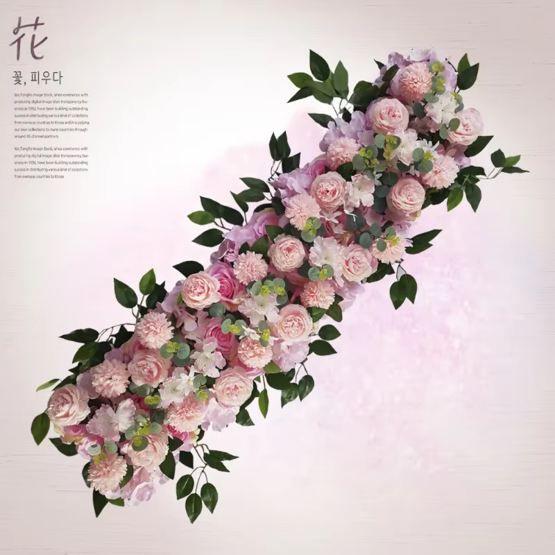 Nouvelle rangée de fleurs de mariage