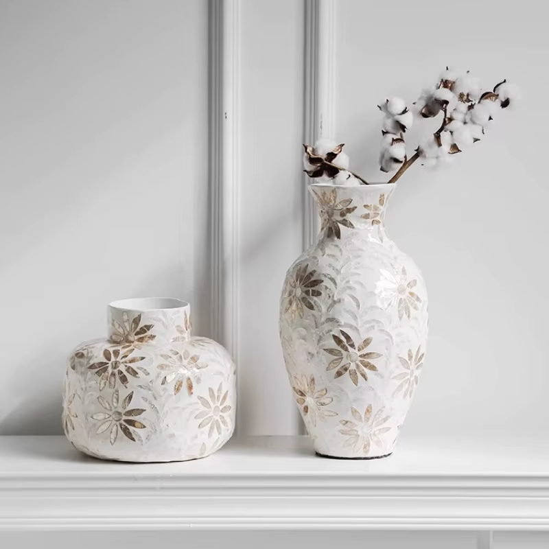 Vase à coquille Vintage