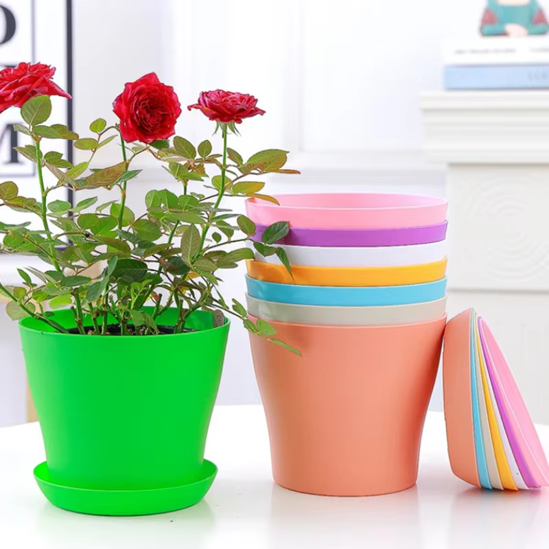Pots de fleurs en plastique pour extérieur
