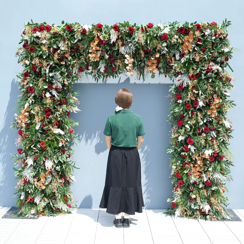 Série de noël Rose rouge vert tissu Base fleur rangée décor mariage toile de fond cadre événement fête scène Arrangement Floral H8777