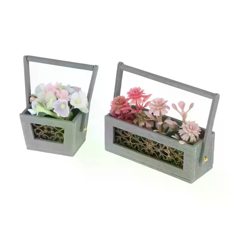 Panier de fleurs miniature exquis avec fleurs artificielles