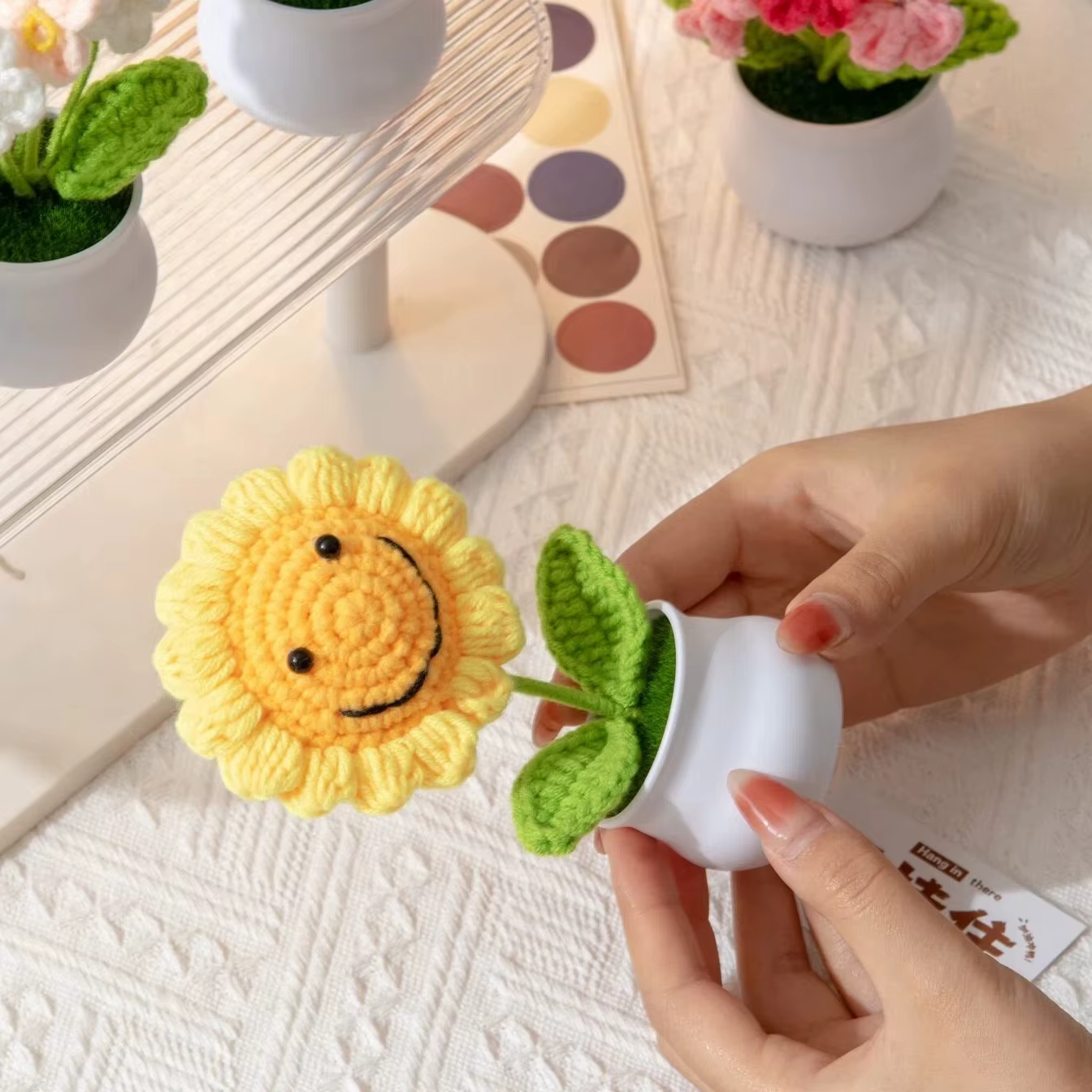 Fleurs au crochet en pot