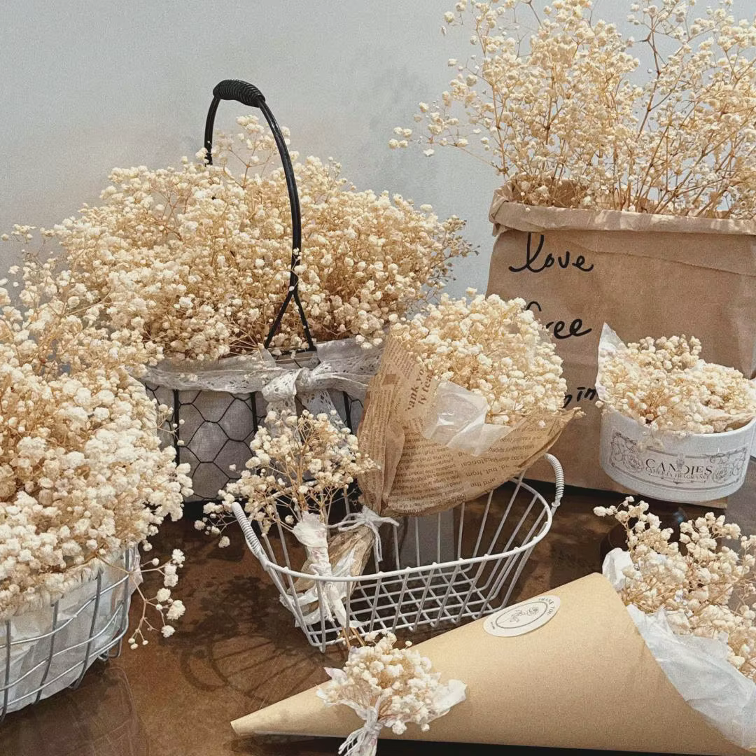 Bouquet de fleurs séchées pour bébé