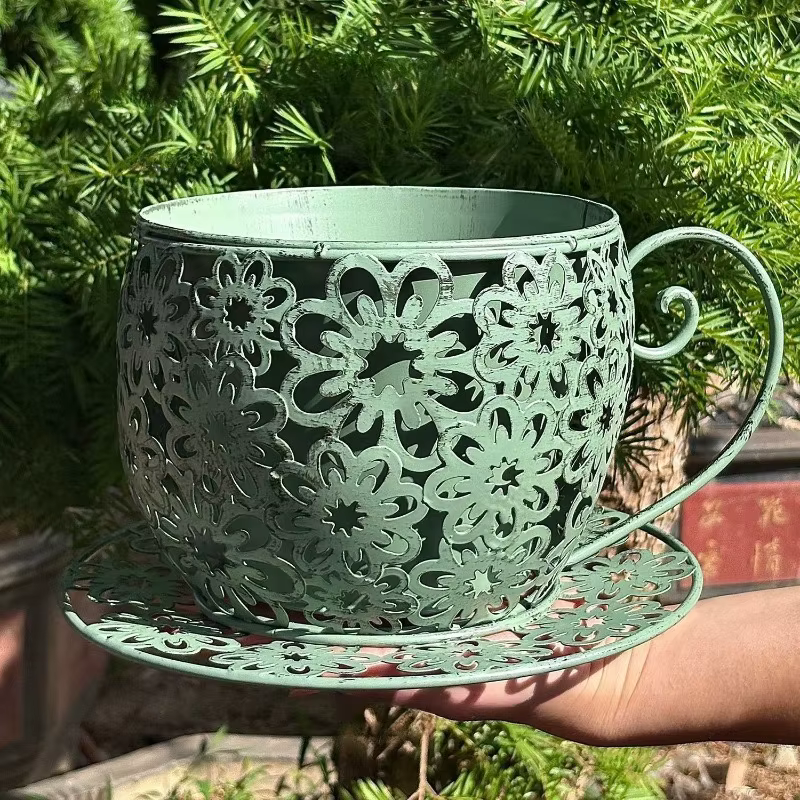 Support de pot de fleurs en fer