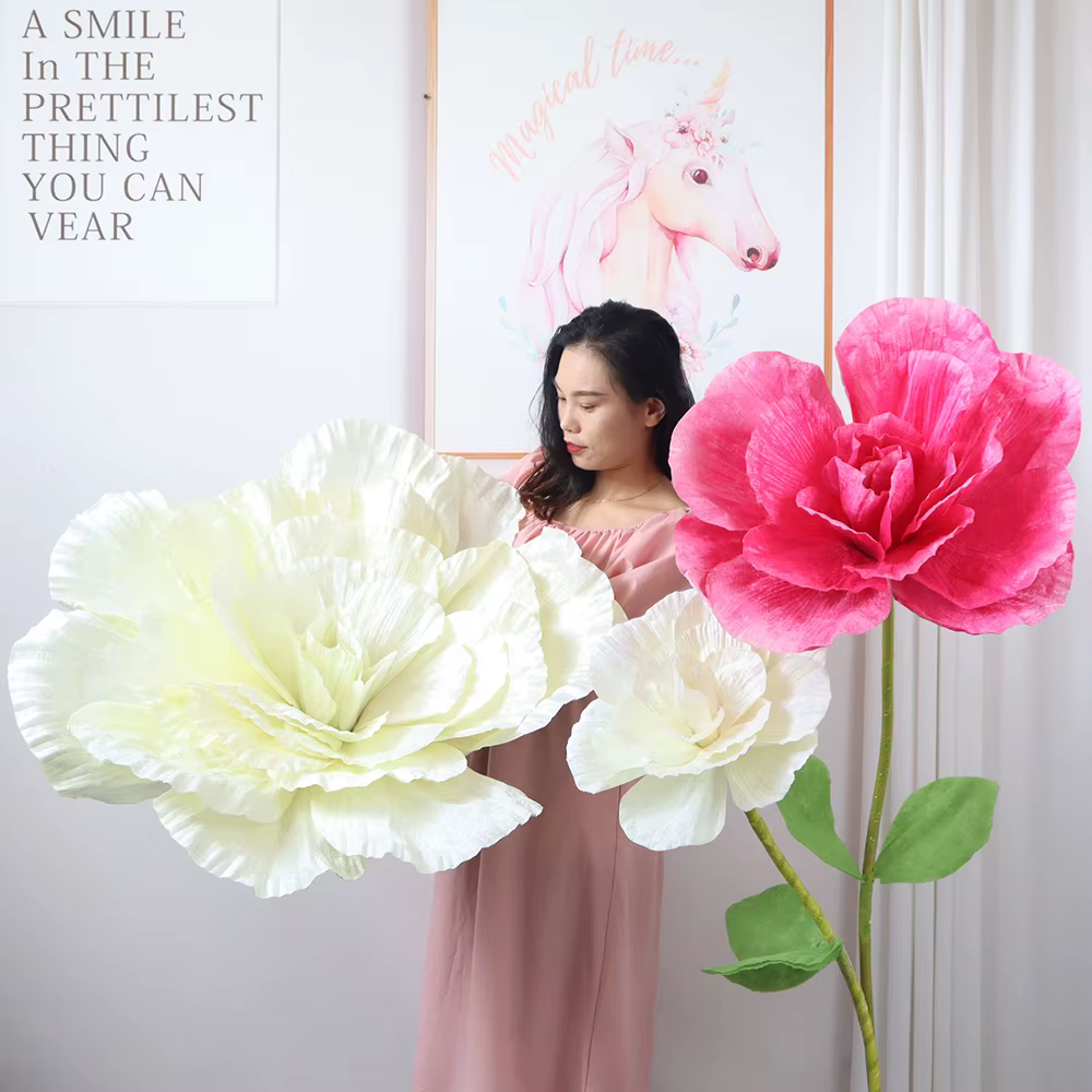 Fleur de rose artificielle en velours