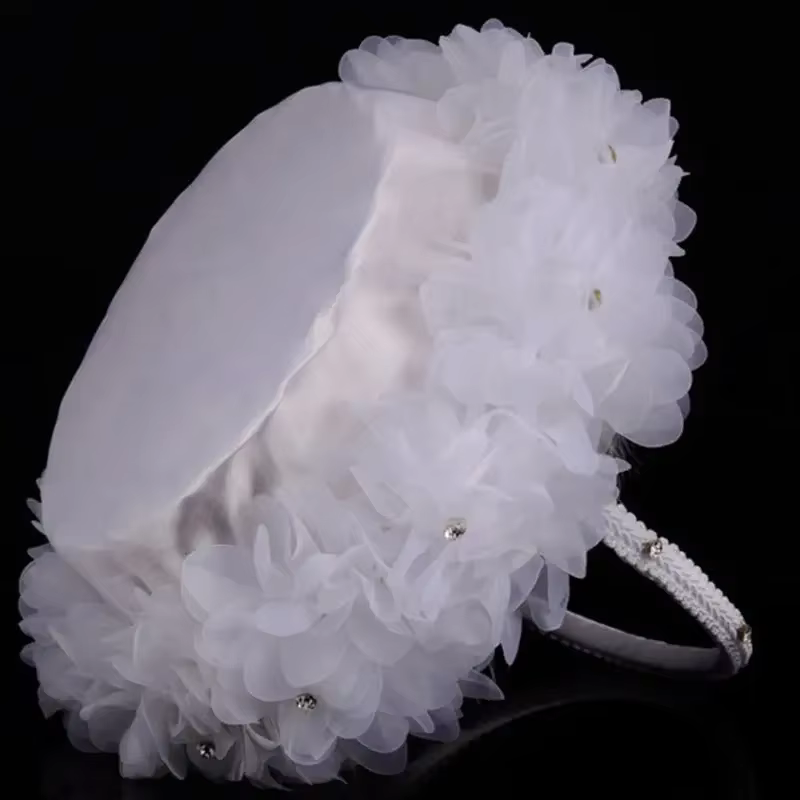 Panier de fleurs en dentelle pour fille
