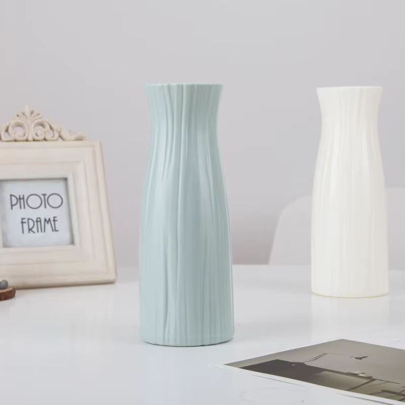 Vase en plastique pour fleurs séchées avec pot