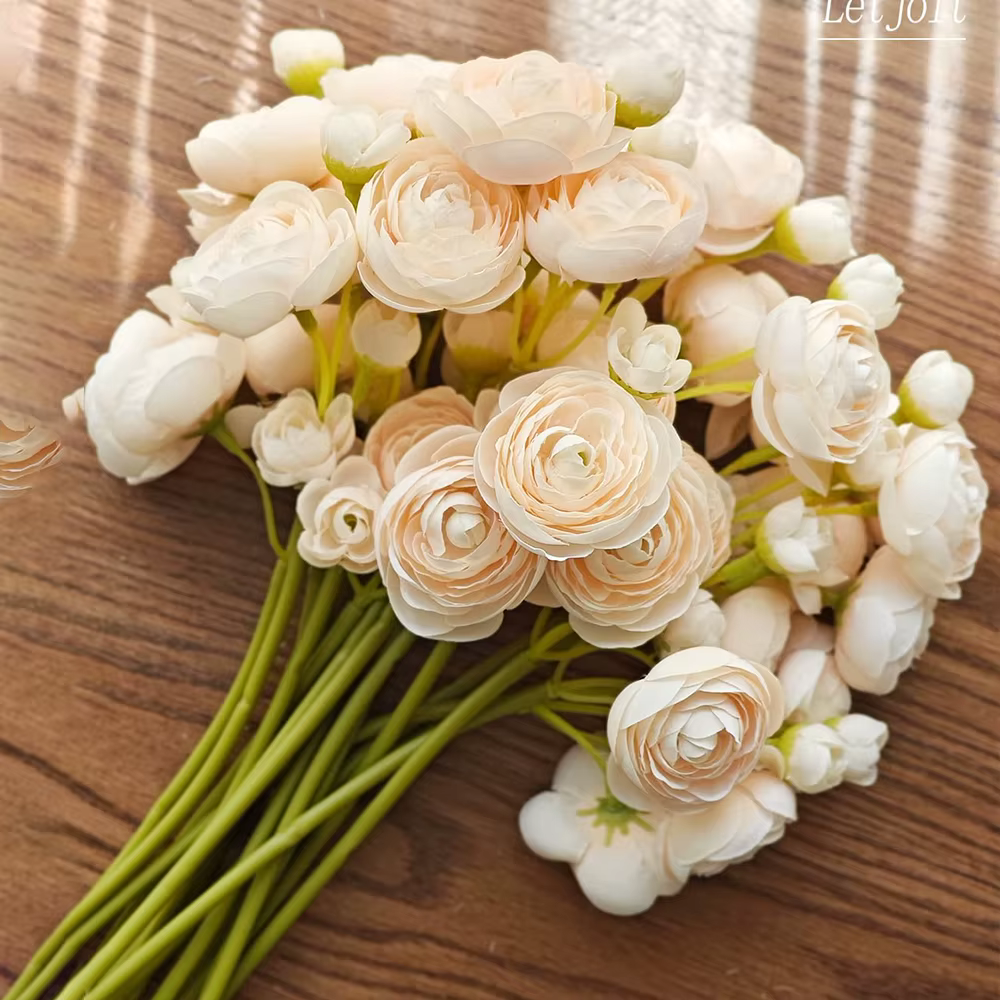 Fleurs artificielles en soie Lotus 6 pièces/lot Mini Ranunculus Bouquet
