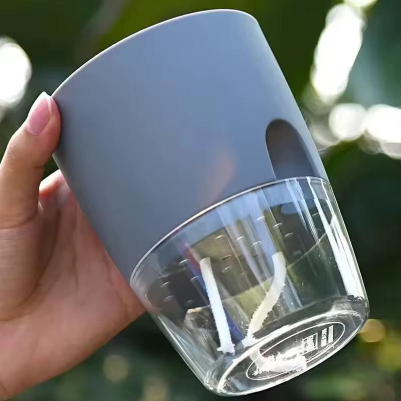 Pots auto-arrosants pour plantes